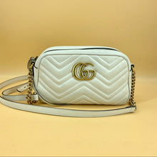 Load image into Gallery viewer, GUCCI GG Marmont small shoulder bag