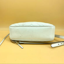 Load image into Gallery viewer, GUCCI GG Marmont small shoulder bag