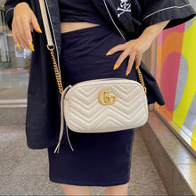 Load image into Gallery viewer, GUCCI GG Marmont small shoulder bag