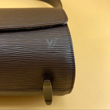 Load image into Gallery viewer, LOUIS VUITTON vintage Nocturne shoulder bag