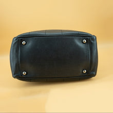 Load image into Gallery viewer, CHANEL Vintage chocolate bar leather tote TWS pop