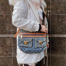 Load image into Gallery viewer, LOUIS VUITTON denim baggy PM crossbody bag