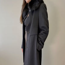 Load image into Gallery viewer, MAXMARA Wool coat With fox collar