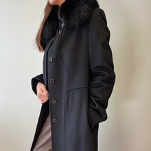 Load image into Gallery viewer, MAXMARA Wool coat With fox collar