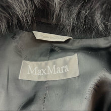 Load image into Gallery viewer, MAXMARA Wool coat With fox collar