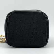 Load image into Gallery viewer, CHANEL Vintage 2002-2003 CC vanity bag