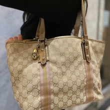 Load image into Gallery viewer, Gucci Vintage Abbey ball cloth shoulder bag TWS