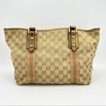 Load image into Gallery viewer, Gucci Vintage Abbey ball cloth shoulder bag TWS