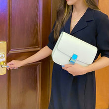 Load image into Gallery viewer, CELINE classic box bag avocado green