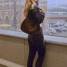 Load image into Gallery viewer, Bottega Veneta Classic shoulder bag