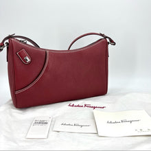 Load image into Gallery viewer, Salvatore Ferragamo Red leather shoulder bag