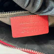 Load image into Gallery viewer, Salvatore Ferragamo Red leather shoulder bag