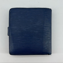 Load image into Gallery viewer, Louis Vuitton vintage epi leather wallet