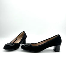 Load image into Gallery viewer, Salvatore Ferragamo classic suede heels