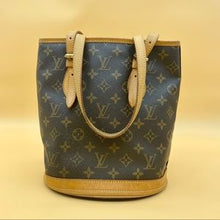 Load image into Gallery viewer, LOUIS VUITTON Petit Bucket Bag