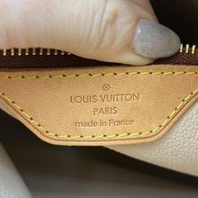Load image into Gallery viewer, LOUIS VUITTON Petit Bucket Bag