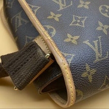 Load image into Gallery viewer, LOUIS VUITTON Messenger Bosphore PM Bag