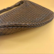 Load image into Gallery viewer, BOTTEGA VENETA vintage Veneta leather bag