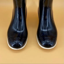 Load image into Gallery viewer, CHANEL Camellia classic rainboots
