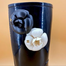 Load image into Gallery viewer, CHANEL Camellia classic rainboots