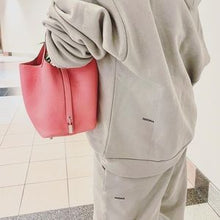 Load image into Gallery viewer, HERMES picotin18 leather bag