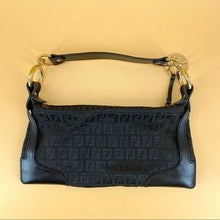 Load image into Gallery viewer, FENDI Vintage CHEF Shoulder bag