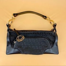 Load image into Gallery viewer, FENDI Vintage CHEF Shoulder bag