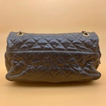 Load image into Gallery viewer, CHANEL Crumpled Grained Calfskin CC Crave Flap