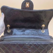 Load image into Gallery viewer, CHANEL Crumpled Grained Calfskin CC Crave Flap