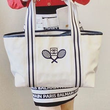 Load image into Gallery viewer, CHANEL vintage cloth Shoulder bag