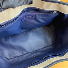 Load image into Gallery viewer, CHANEL vintage cloth Shoulder bag