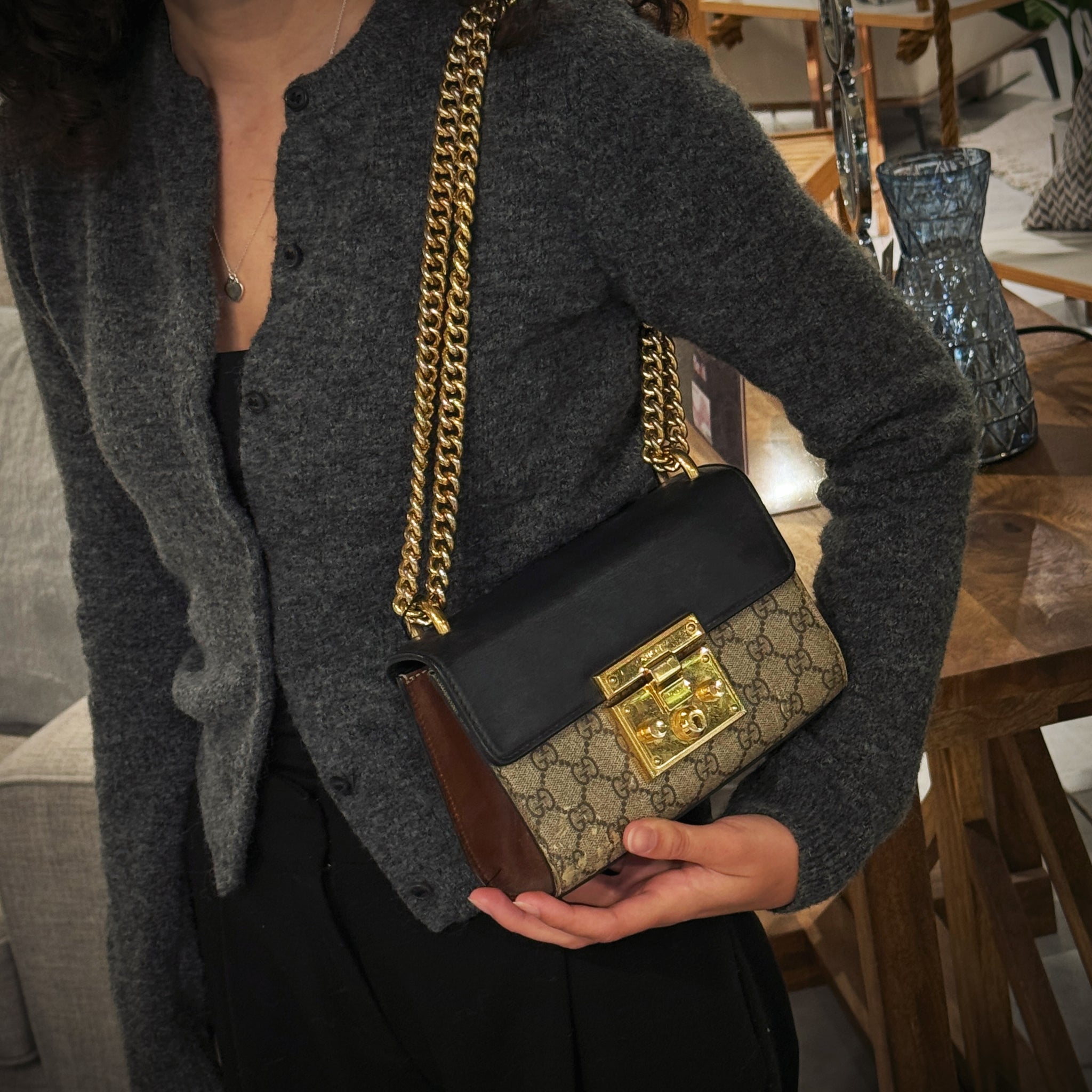 グッチ GUCCI 752583 9AADO ハンドバッグ SHOULD T.GG SUP/DOLL