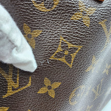 Load image into Gallery viewer, Louis Vuitton Batignolles Horizontal Bag TWS
