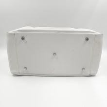 Load image into Gallery viewer, Hermes Clemence White Lindy 34 TWS
