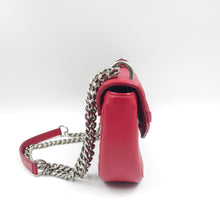 Load image into Gallery viewer, Louis Vuitton Red New wave Chain Crossbodybag (2018) TWS
