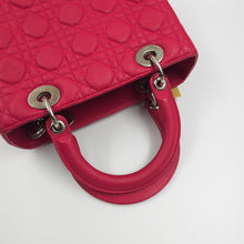 Load image into Gallery viewer, Christian Dior caviar leather medium cannage LadyDior bag (2015) TWS
