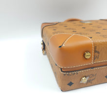 Load image into Gallery viewer, MCM soft Berlin Visetos Box Crossbody bag TWS
