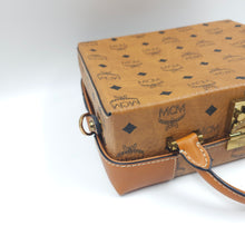 Load image into Gallery viewer, MCM soft Berlin Visetos Box Crossbody bag TWS
