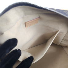 Load image into Gallery viewer, Louis Vuitton Monogram Manhattan Bag TWS
