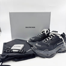Load image into Gallery viewer, Balenciaga Triple S Black Sneaker Size37 TWS
