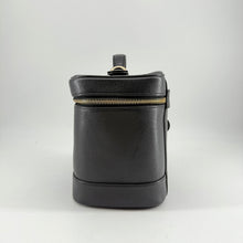 Load image into Gallery viewer, Chanel CC Vintage Caviar Vanity Case
