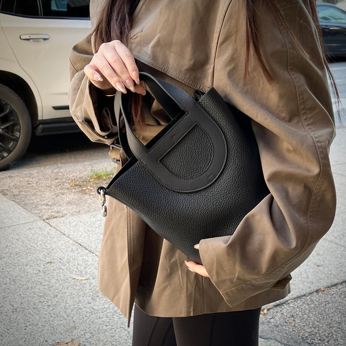 Hermes Black Handbag In-The-Loop Year 2022