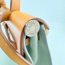 Load image into Gallery viewer, Hermes Herbag Zip 31
