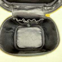 Load image into Gallery viewer, Chanel CC Vintage Caviar Vanity Case
