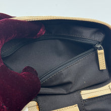 Load image into Gallery viewer, Gucci Beige GG Canvas Vanity Bag TWS
