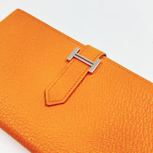Load image into Gallery viewer, Hermes Bearn Soufflet Bi-fold Long Wallet TWS
