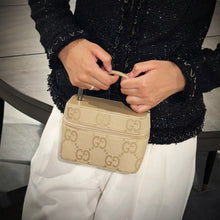 将图片加载到图库查看器，Gucci Beige GG Canvas Vanity Bag TWS
