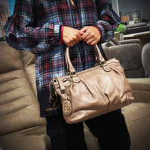 Load image into Gallery viewer, Gucci Metallic Pink Micro Guccissima Leather Medium Sukey Tote TWS
