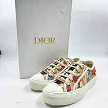 Load image into Gallery viewer, Dior Walk&#39;n&#39;Dior Floral Embroidery Low Top Sneakers Size36.5 TWS
