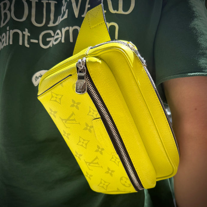 Louis Vuitton Taigarama 户外腰包